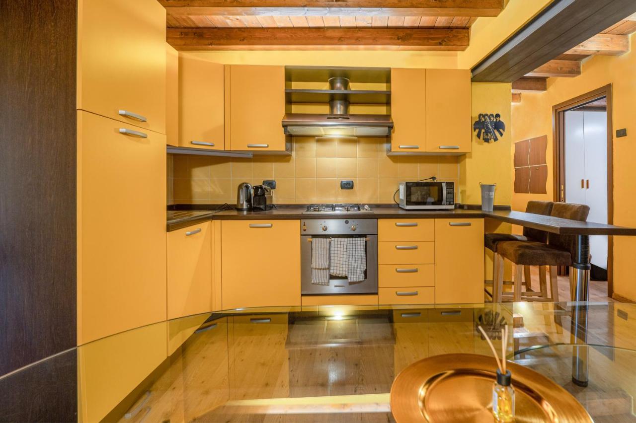 Stylish 2 Bedroom With Balcony Βερόνα Εξωτερικό φωτογραφία