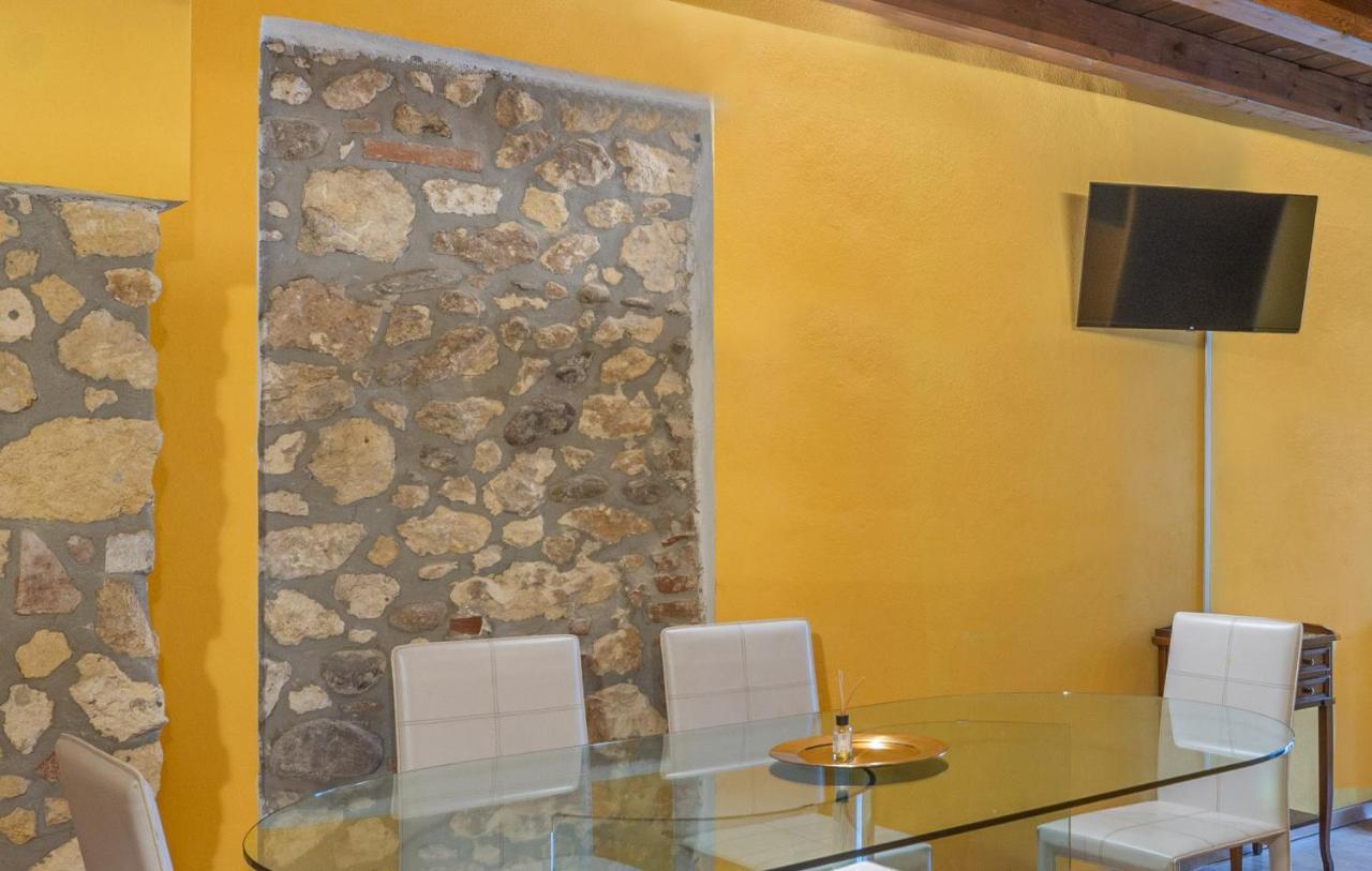 Stylish 2 Bedroom With Balcony Βερόνα Εξωτερικό φωτογραφία